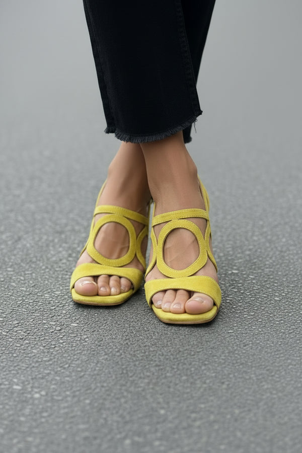 Julia – Lebendige Sommersandalen