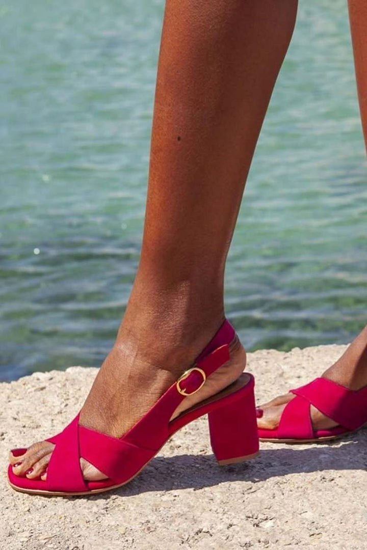 Heidi – Himmelblaue Sommersandalen