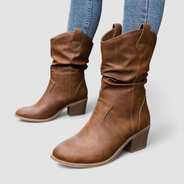 Eleanora | Slouch-Stiefel mit Absatz
