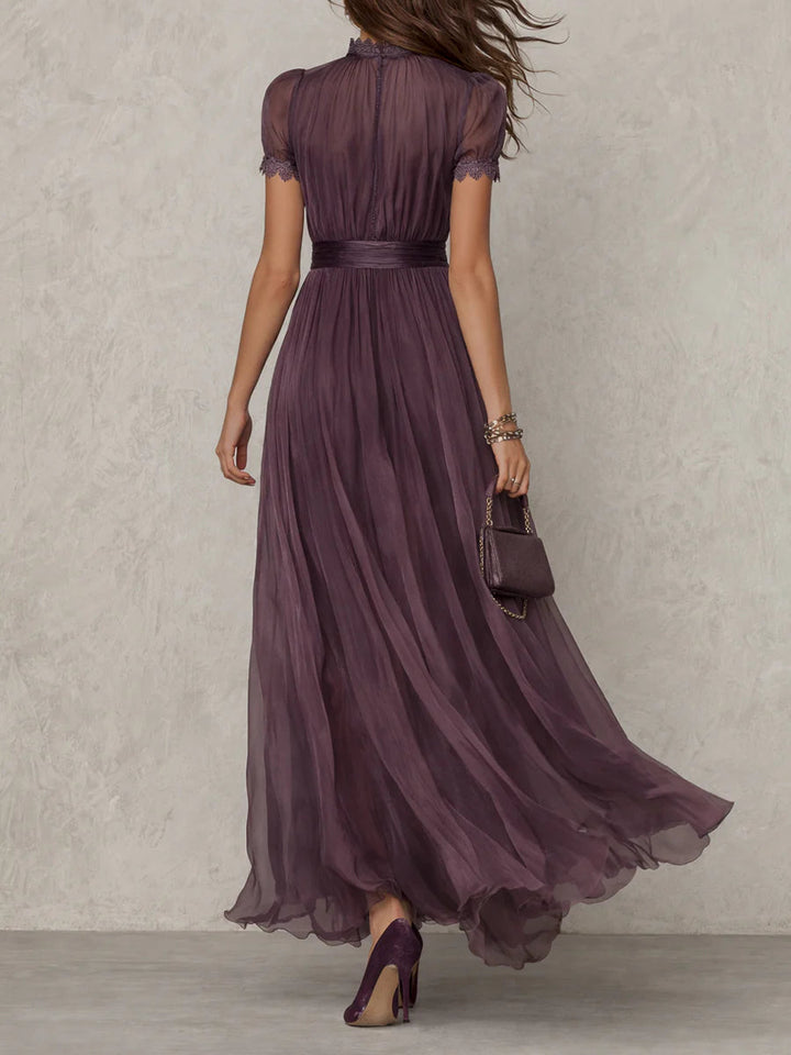 Flavia - Kleid mit Tropfenausschnitt