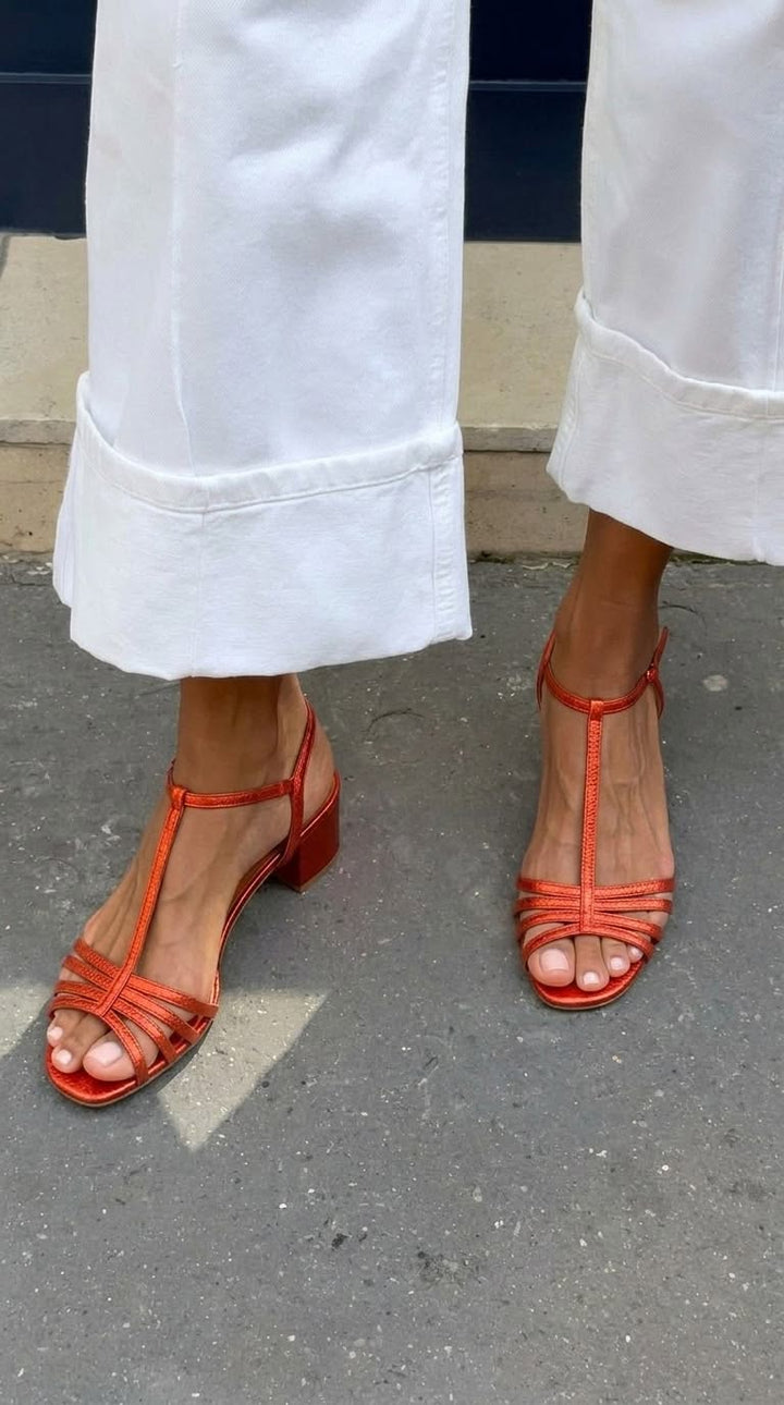 Clara – Goldene Alltags-Eleganz-Sandalen